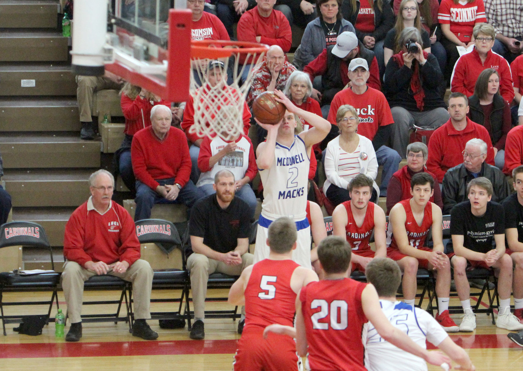 McDonell boys basketball vs Luck at Chi-Hi 3-9-19